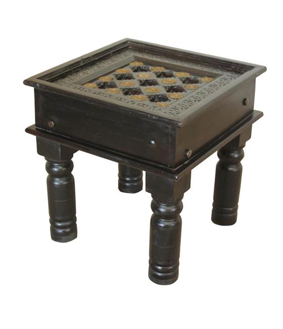 Tavolinetto indiano con ottone