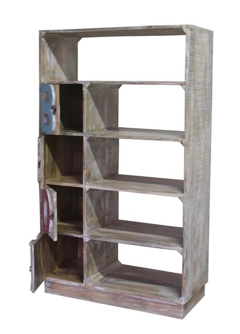 Libreria etnica a giorno minimalista